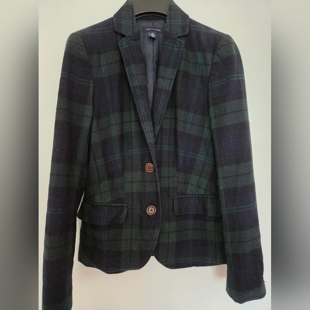 Tommy Hilfiger Plaid Blazer – Size 0, Classic Preppy Jacket